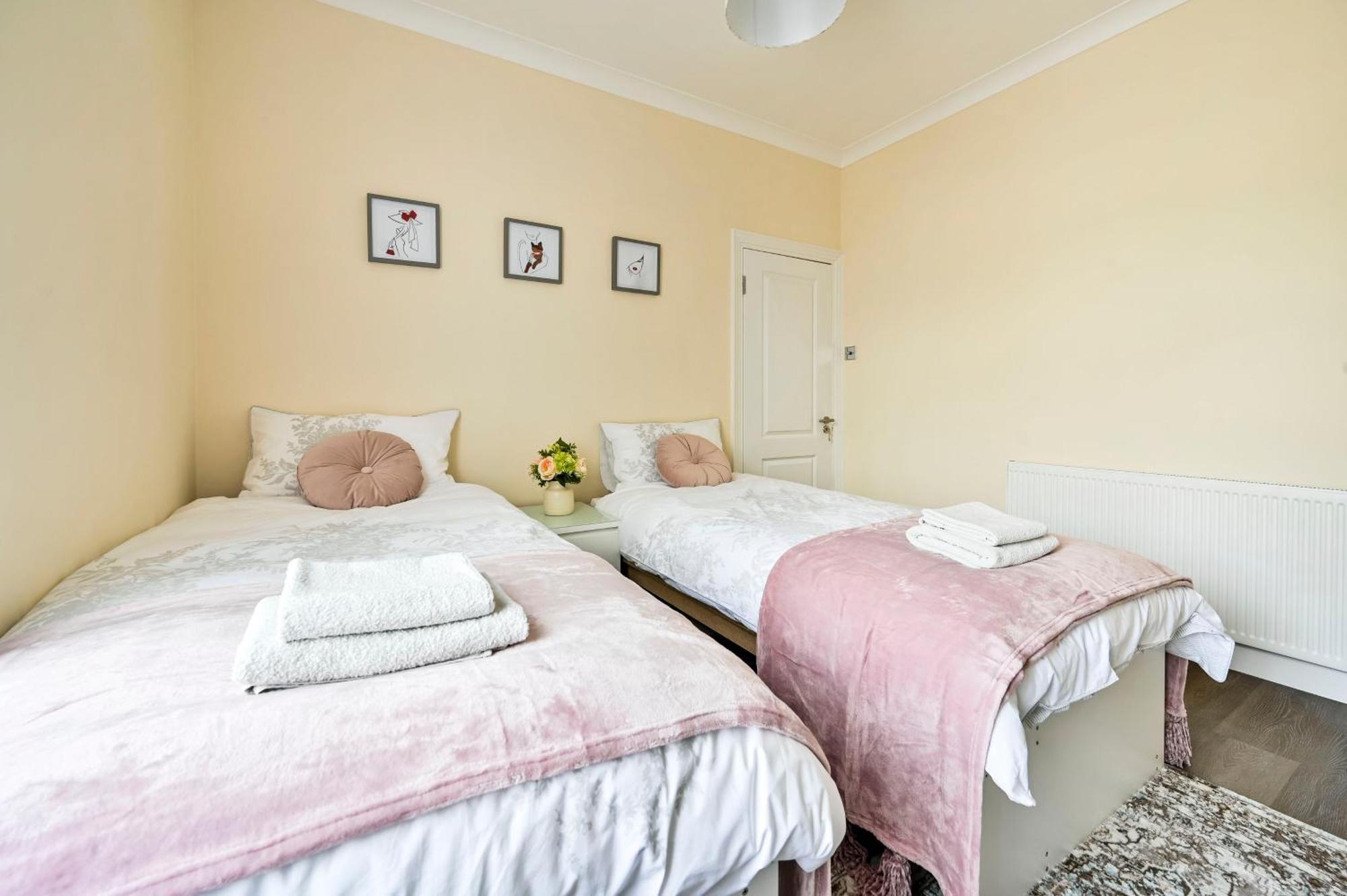 A Two Bedroom A Stride Away From Meridian Greenwich London Eksteriør billede